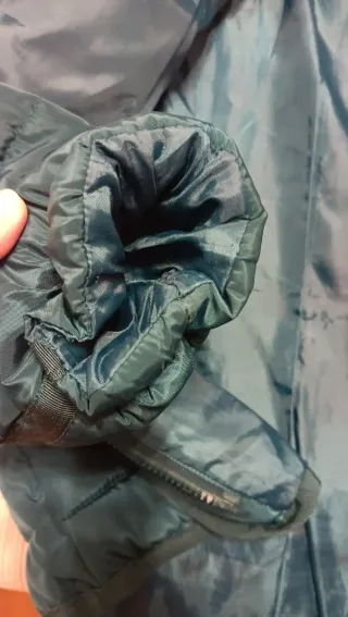 Giubbotto con cappuccio e pelliccia