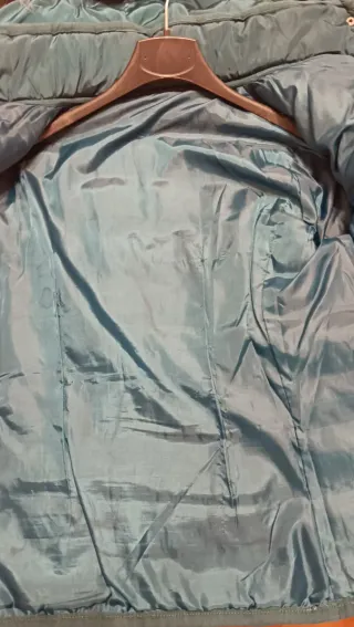 Giubbotto con cappuccio e pelliccia