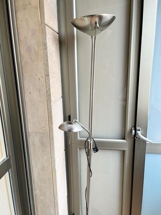 Lámpara de pie moderna metal y lamparas techo