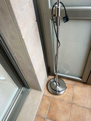 Lámpara de pie moderna metal y lamparas techo