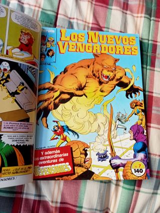 LOS NUEVOS VENGADORES. TOMO contiene 5 comics