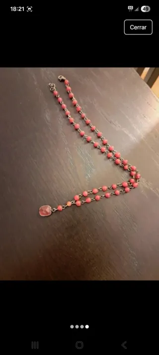Collar de piedras rojas y plata