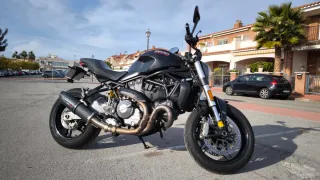Ducati Monster 821