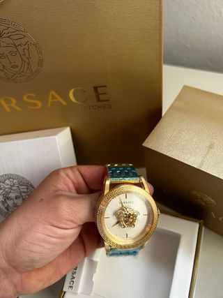 Reloj Versace Dorado y Blanco