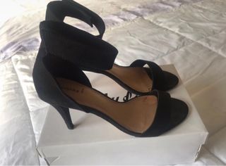 Sandalias de tacon Bershka