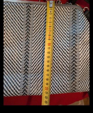 Borsa con chiusura clip fantasia chevron