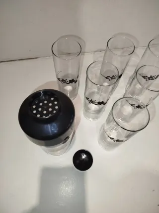 Coctelera y 6 Vasos Tubo Diseño Floral