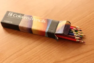 18 Lápices de Colores.