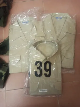 3 camisas militares beige talla 39