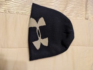 Gorro Under Armour reversible azul y gris