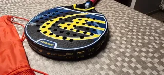 Pala Padel Bullpadel Skeleton Pro.