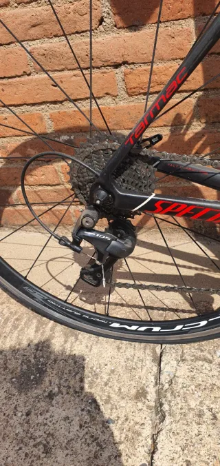 Bicicleta de carretera Specialized. Talla mediana