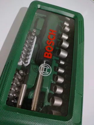 Juego de puntas y destornillador Bosch