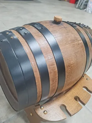 Barril de madera para whisky