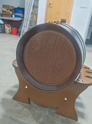 Barril de madera para whisky
