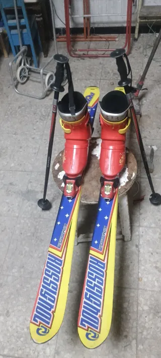 Esquís Rossignol 120cm con Botas Salomon 33