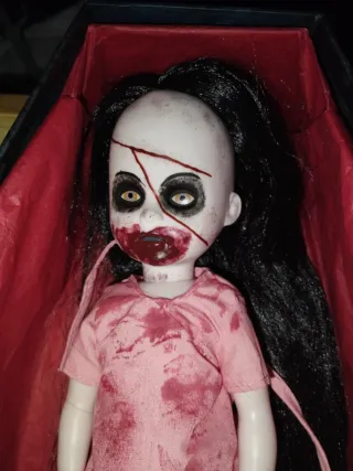 Muñeca Living Dead Dolls Patience Xero