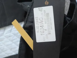 Pantaloni neri taglia S vintage klixs