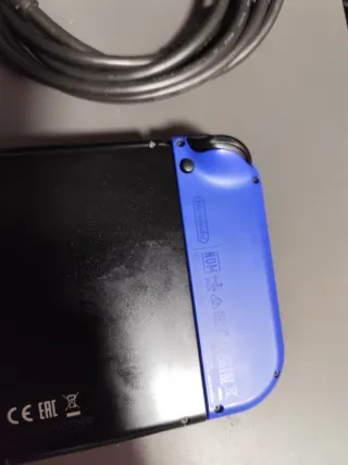 Nintendo Switch Azul y Amarillo