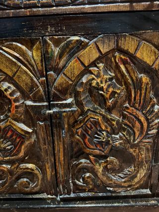 Mueble antiguo madera tallada dragones