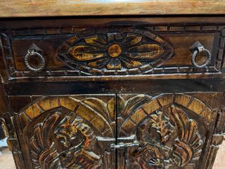 Mueble antiguo madera tallada dragones