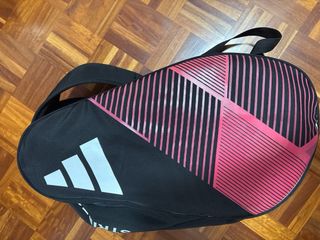 Paletero Adidas Negro y Rosa