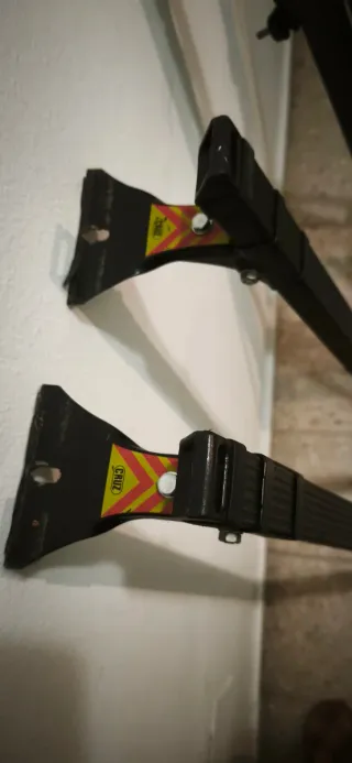 Barras techo + 2 portabicis CRUZ – clásico