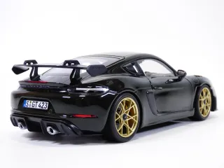 Maqueta Porsche Cayman GT4 RS 1:18