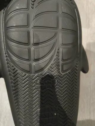 Chanclas Tiburón Negras