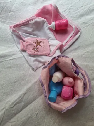 Set de accesorios baño para muñeca bebé sin usar
