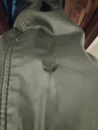 Chaqueta cuero con refuerzos tela