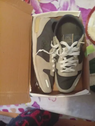 Zapatillas Kappa superligeras beige/gris