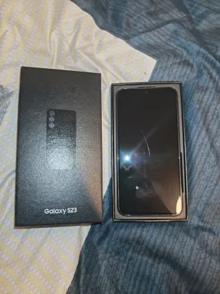 Samsung Galaxy S23 256GB Plata