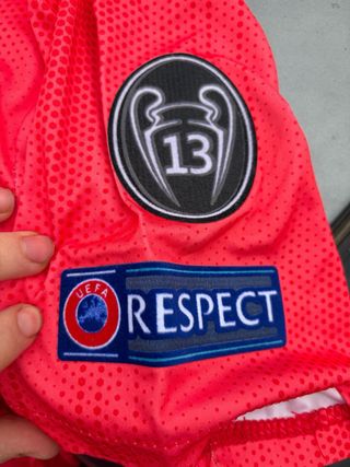 Camiseta Real Madrid Adidas Roja Vinicius