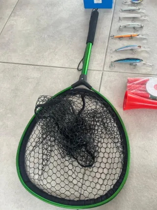 Zodiac mini con lote completo para la pesca!!