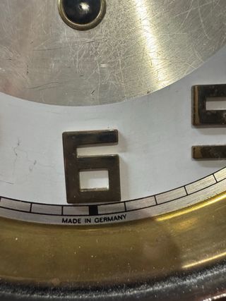 Reloj de pared antiguo madera