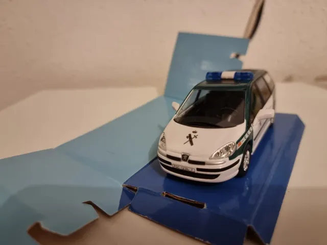 Peugeot 807 Guardia Civil 1:43