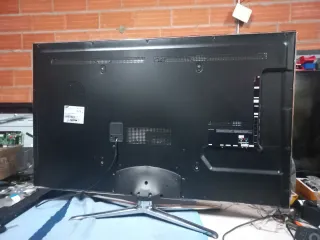 TV Samsung 46 UE46C8000