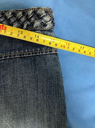 Falda vaquera con botones