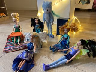 Muñeca Disney y Barbie . Sueltas o el lote