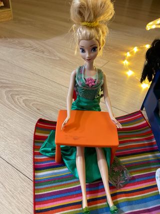 Muñeca Disney y Barbie . Sueltas o el lote