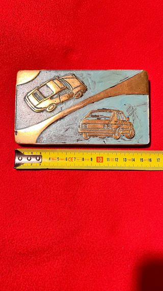 Pieza de bronce decorativa