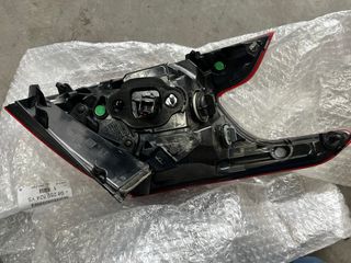 Foco trasero derecho peugeot 308