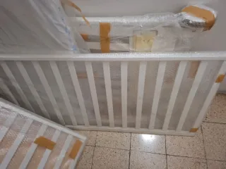 Cuna blanca con cajón  Prenatal Regalo colchón