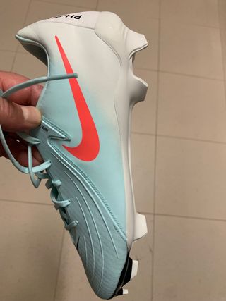 Botas de fútbol Nike