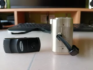 Cámara Samsung Vega 77i + Mando