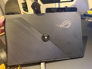 Monitor Gaming Portátil Asus ROG 15.6 FHD 144Hz