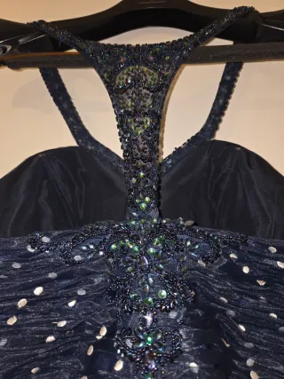 Vestido de fiesta azul plateado