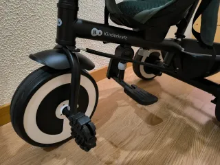 Triciclo Kinderkraft Aston Evolutivon verde