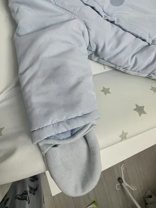 Buzo Benetton bebé 3-6 meses